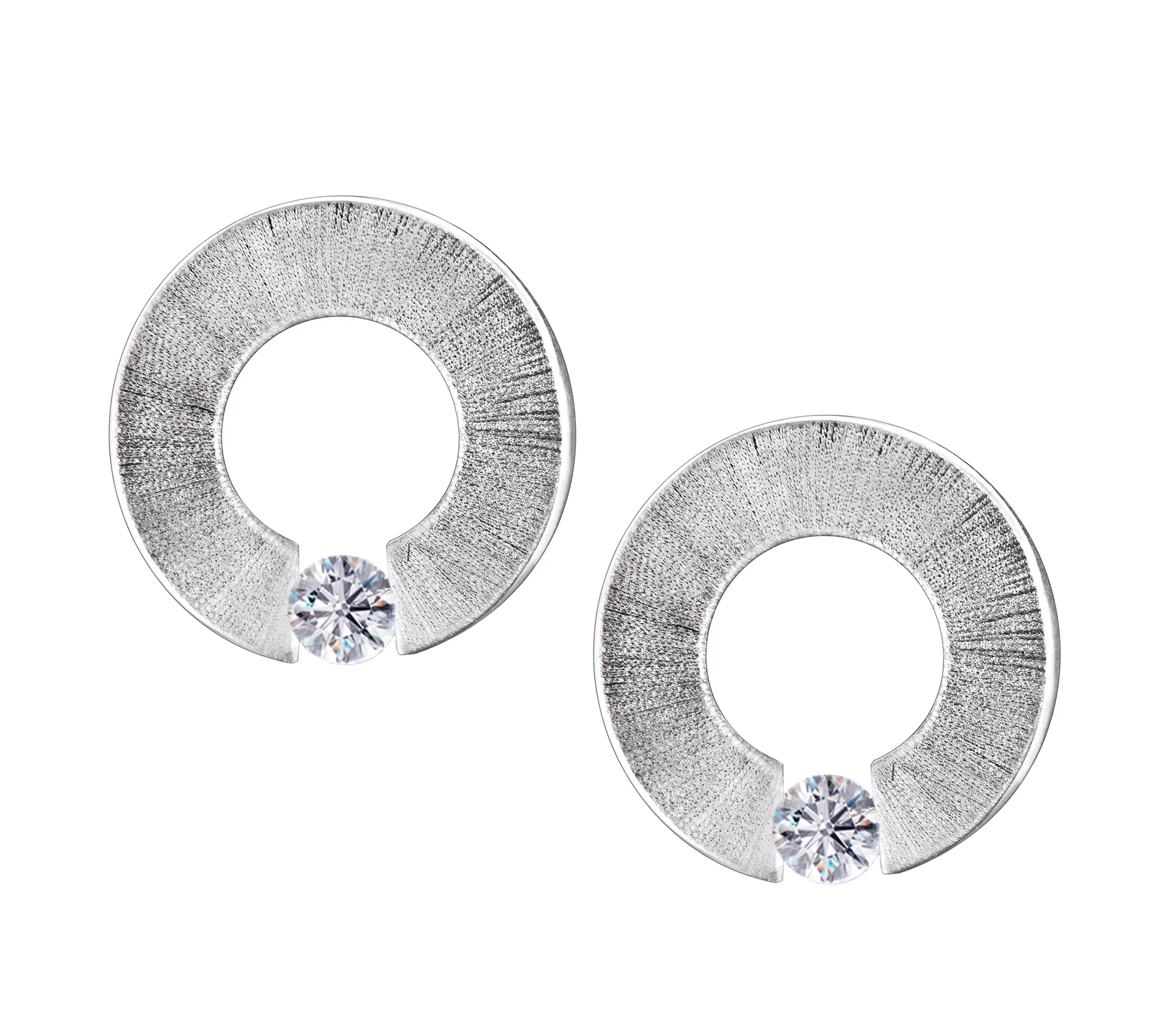 Omega™ oorbellen zilver met zirkonia