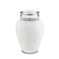 Blessing™ medium urn parelmoer wit