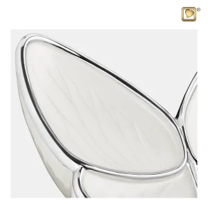 Wings of Hope™ vlinder medium urn parelmoer wit - Afbeelding 3