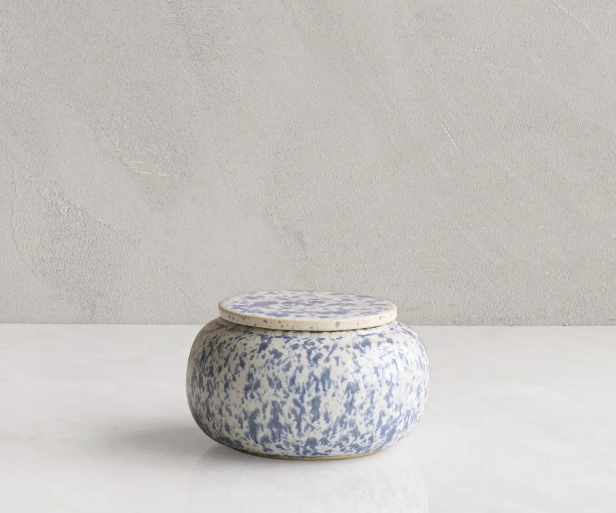Keramische mini urn Seres wit & blauw gespikkeld keramiek