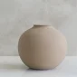 Keramische urn Veda zandkleurig eco engobe