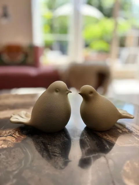 Mini urn vogel mat goud kristalglas sfeer