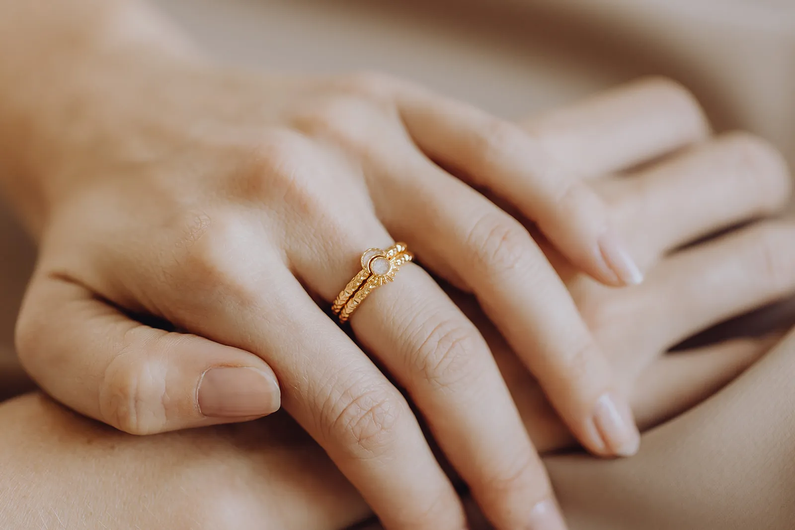 Rising Sun as ring/assieraad combinatie hand