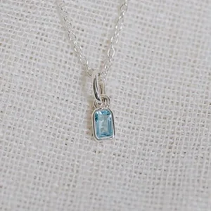 Birthstone hanger december Blauwe Topaas