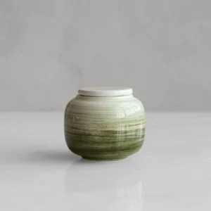 Keramische mini-urn Kora zacht wit naar groen keramiek
