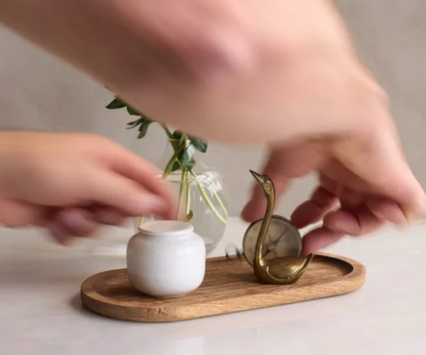 Keramische mini-urn Kora wit gespikkeld keramiek formaat
