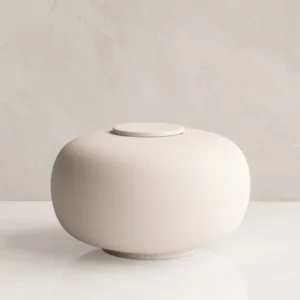 Keramische urn Noma zacht beige engobe